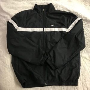 NWOT zip-up Nike Windbreaker!